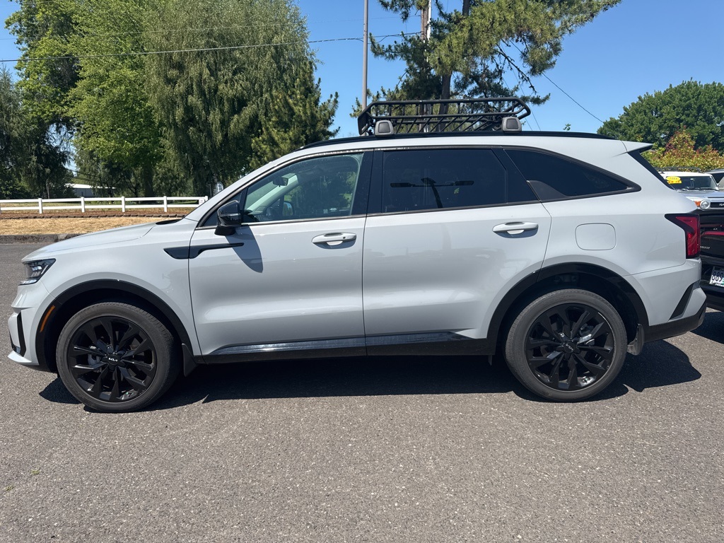 2022 Kia Sorento SX photo 2