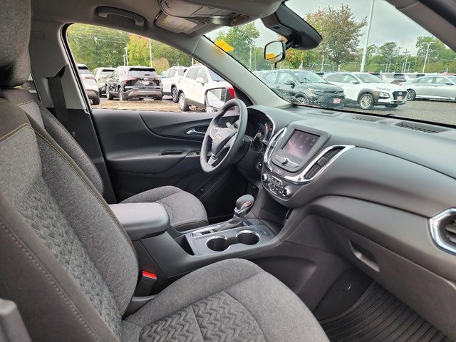 2024 Chevrolet Equinox LT photo 19