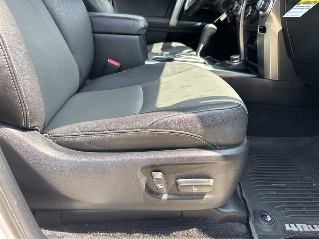 2019 Toyota 4Runner SR5 Premium photo 10