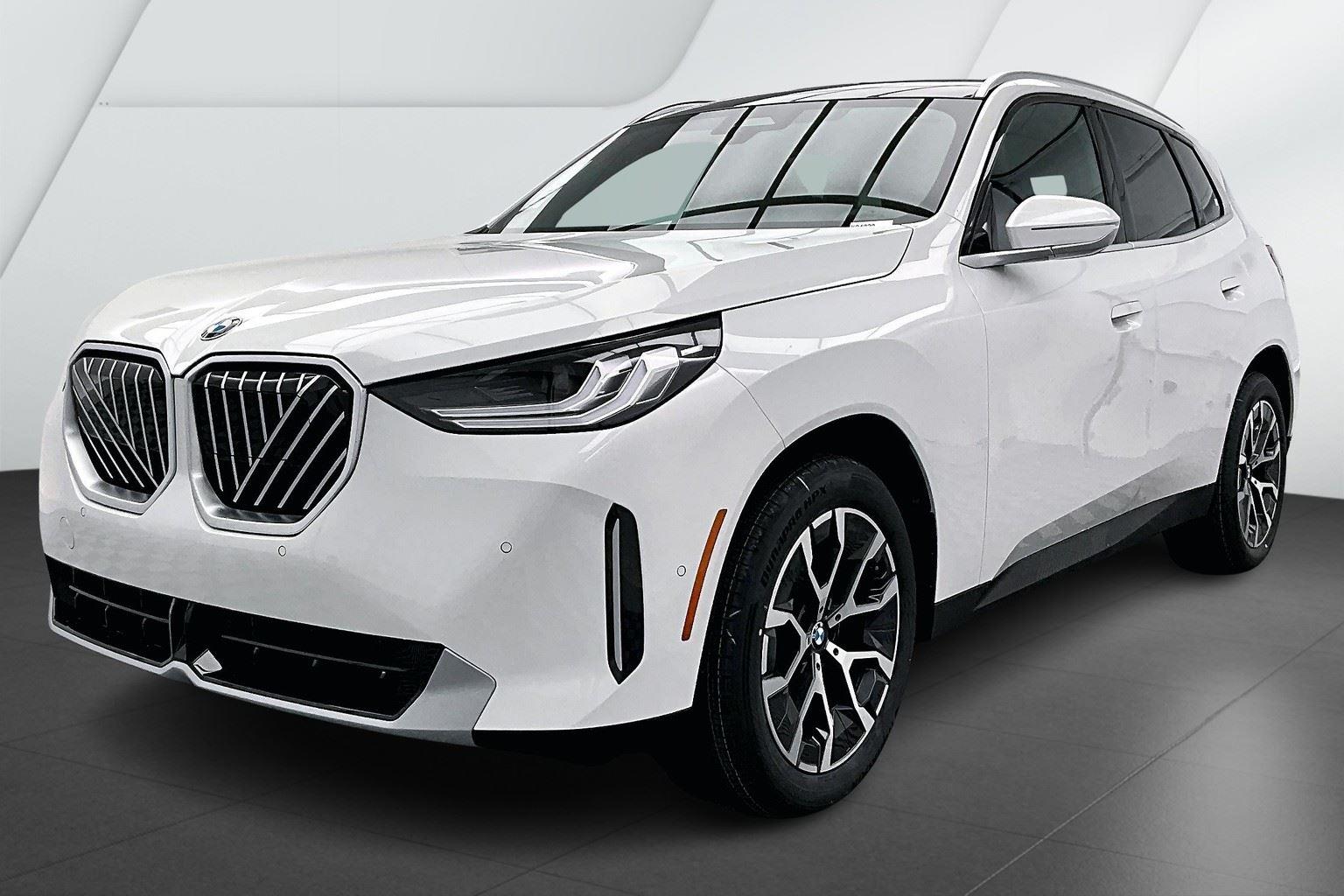 2026 BMW X3 30's photo