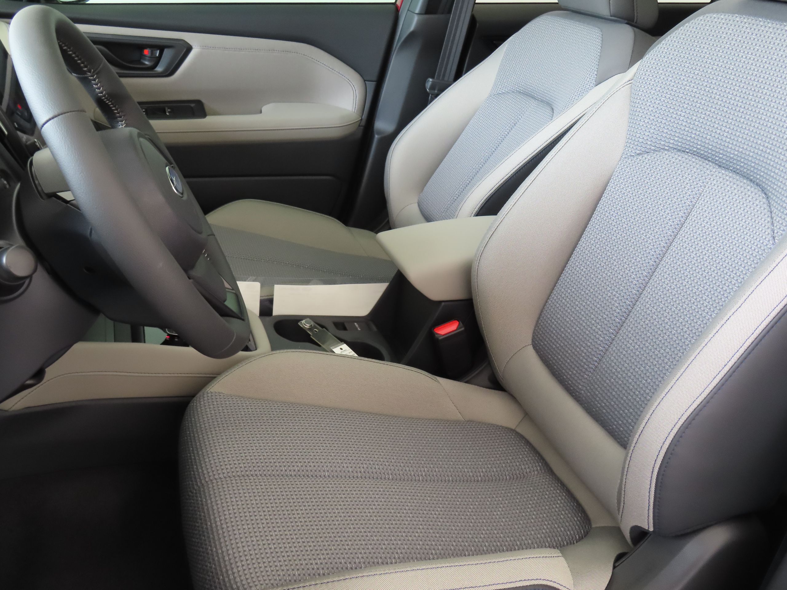 2025 Subaru Forester Premium Base photo 9