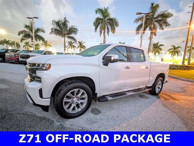 2021 Chevrolet Silverado 1500 High Country photo 3