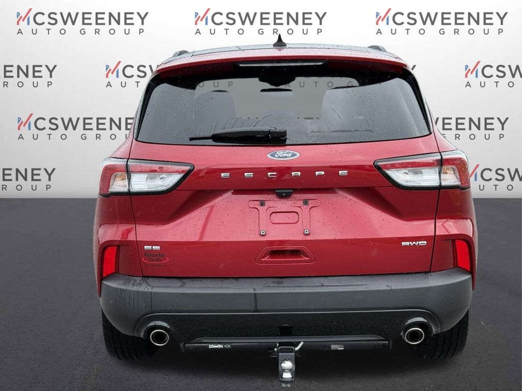 2021 Ford Escape SE photo 4