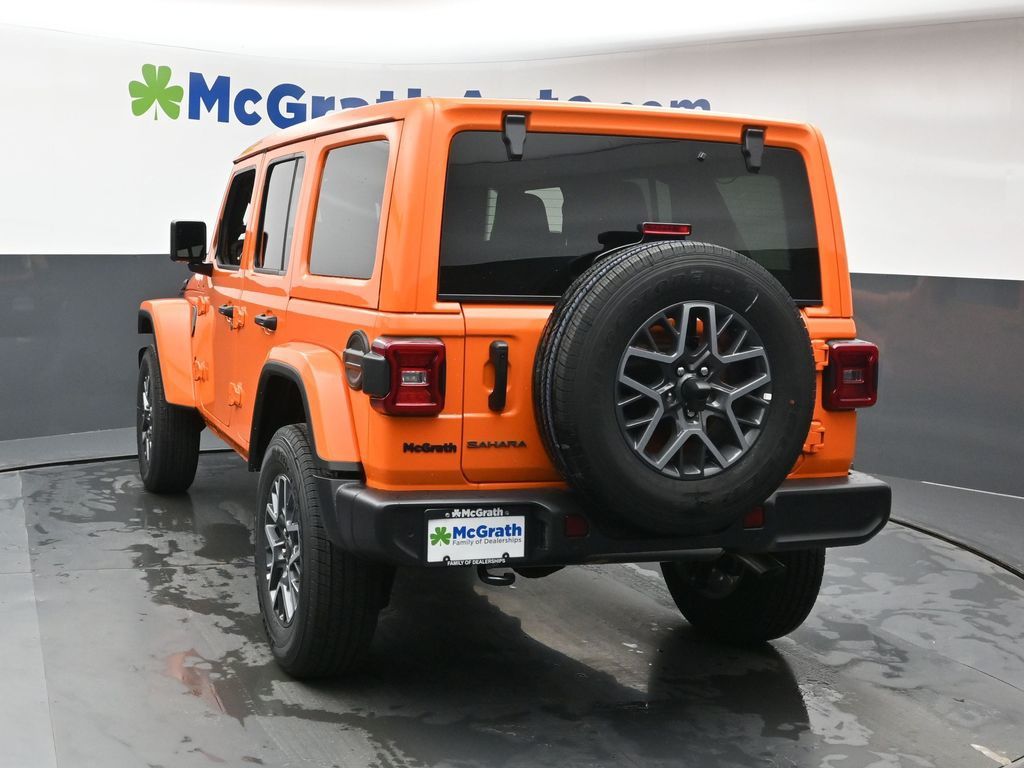 2025 Jeep Wrangler Sahara photo 19