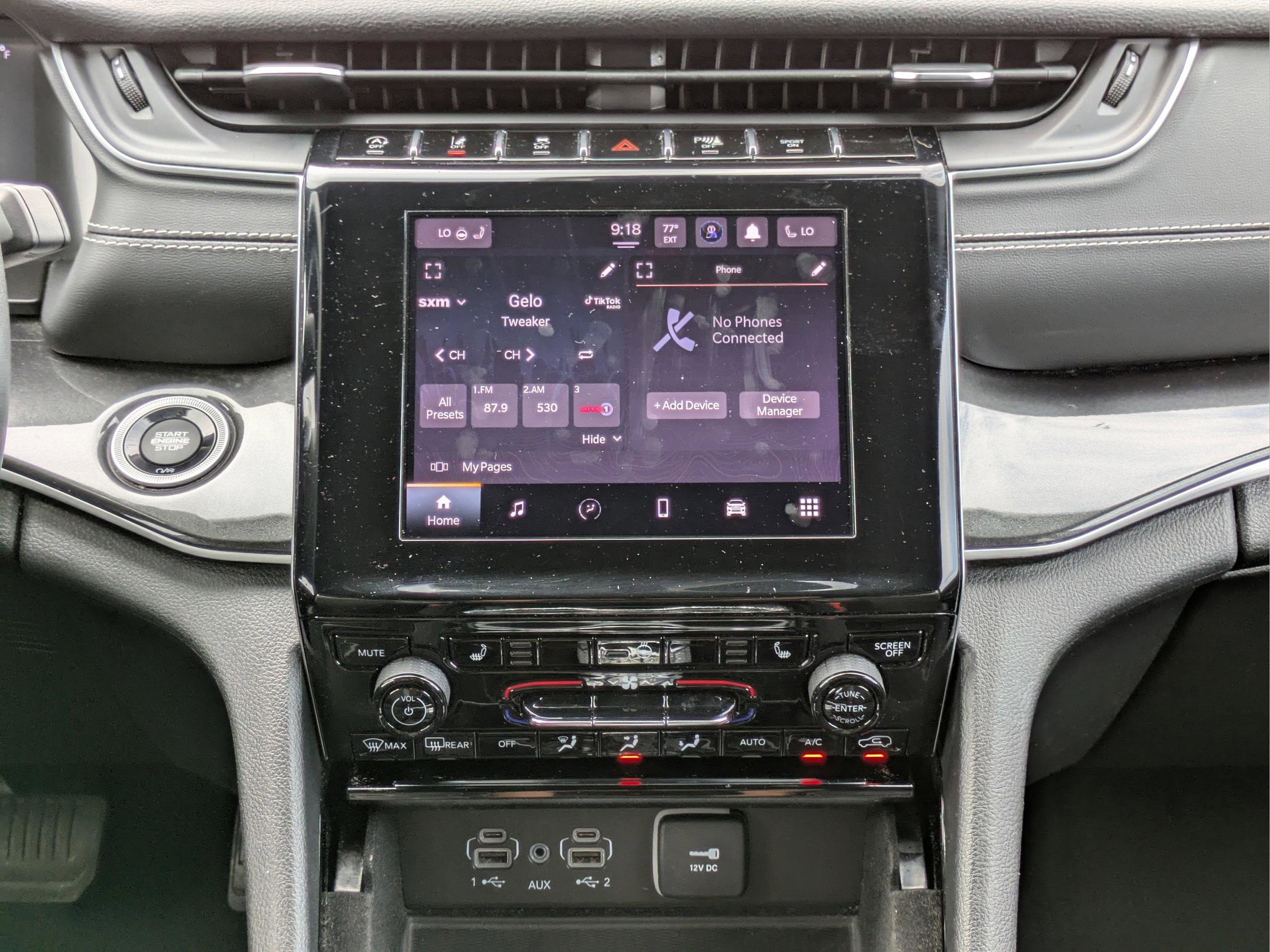 2022 Jeep Grand Cherokee Altitude photo 17