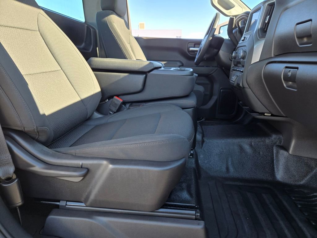 2024 Chevrolet Silverado 1500 photo 14
