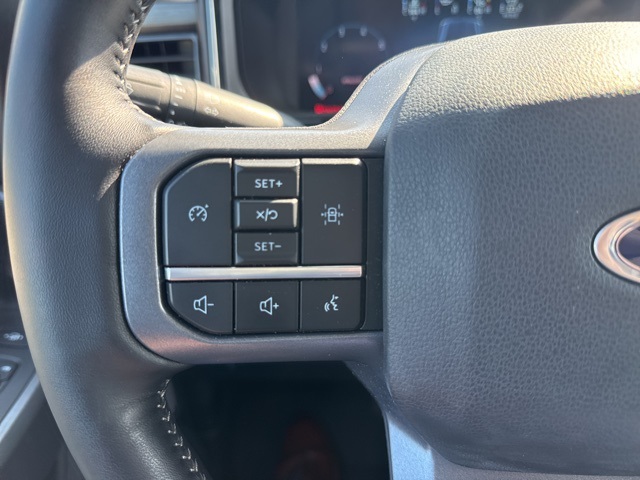 2023 Ford F-250 Lariat photo 16
