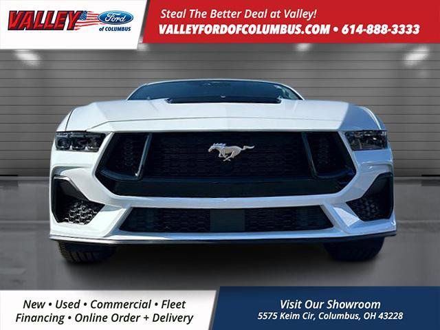 2025 Ford Mustang GT Premium photo 2