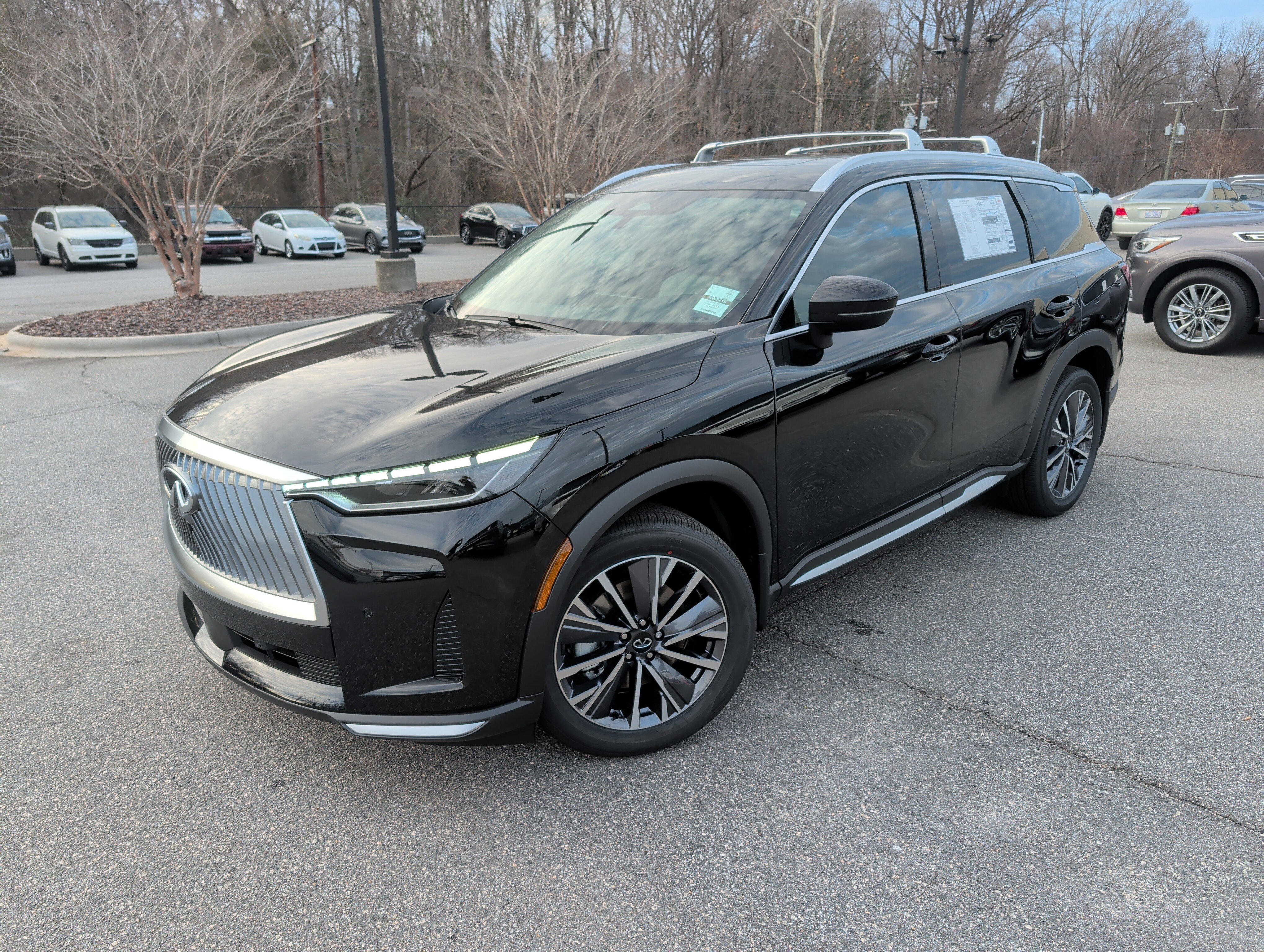 2026 INFINITI QX60 LUXE's photo