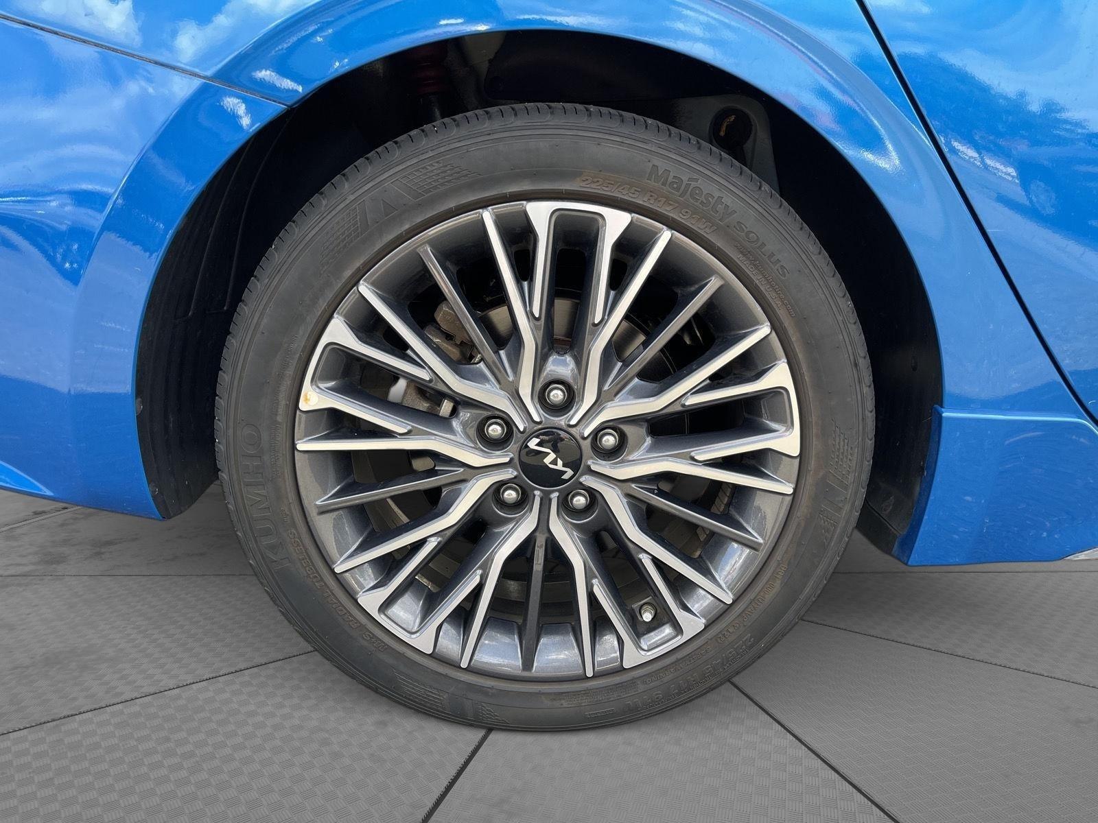 2022 Kia Forte GT-Line photo 20