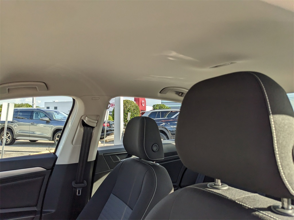 2025 Volkswagen Jetta 1.5T S photo 19