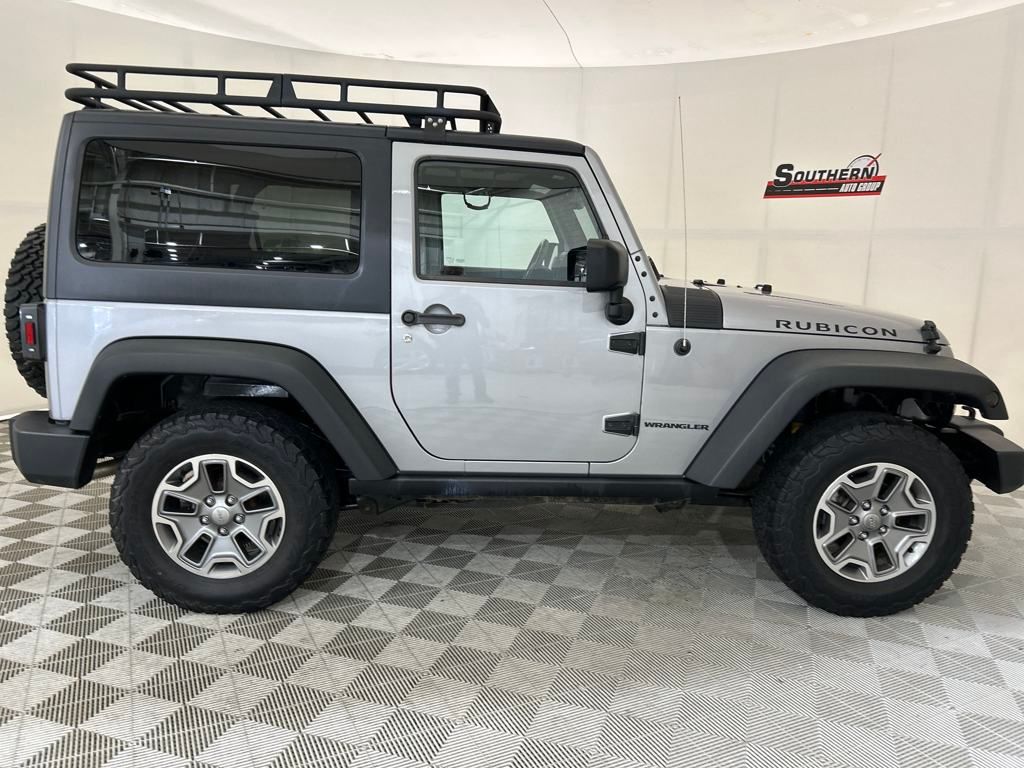 2014 Jeep Wrangler Rubicon photo 2