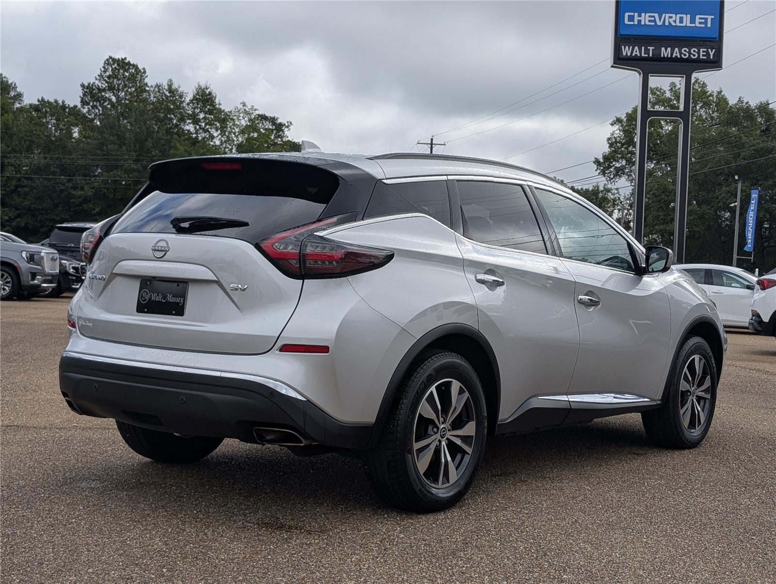 2023 Nissan Murano SV photo 5