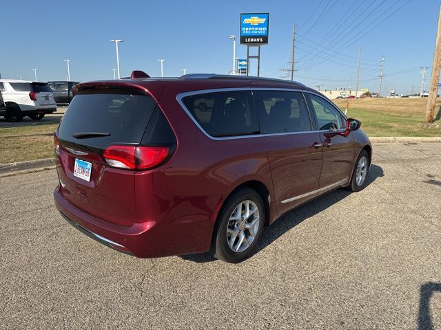 2019 Chrysler Pacifica Touring Plus photo 4