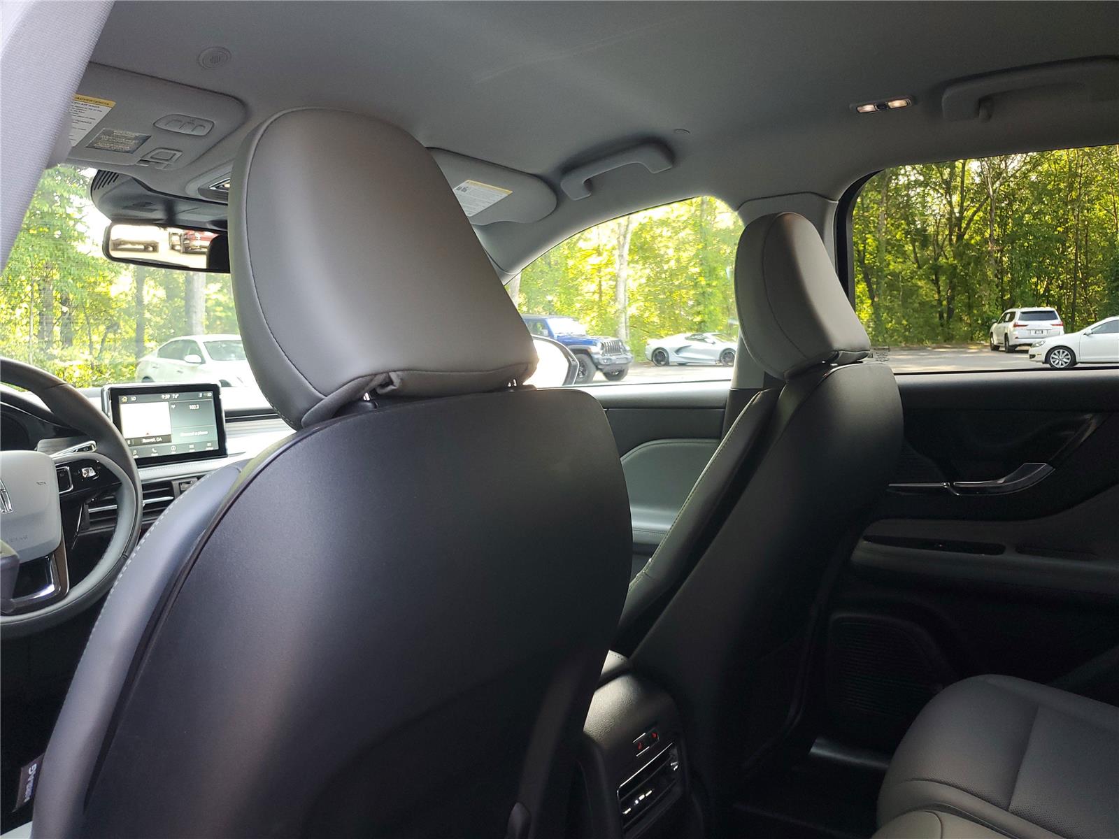 2022 Lincoln Corsair Standard photo 11