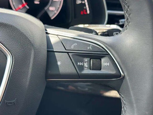 2023 Audi Q7 45 Premium photo 18