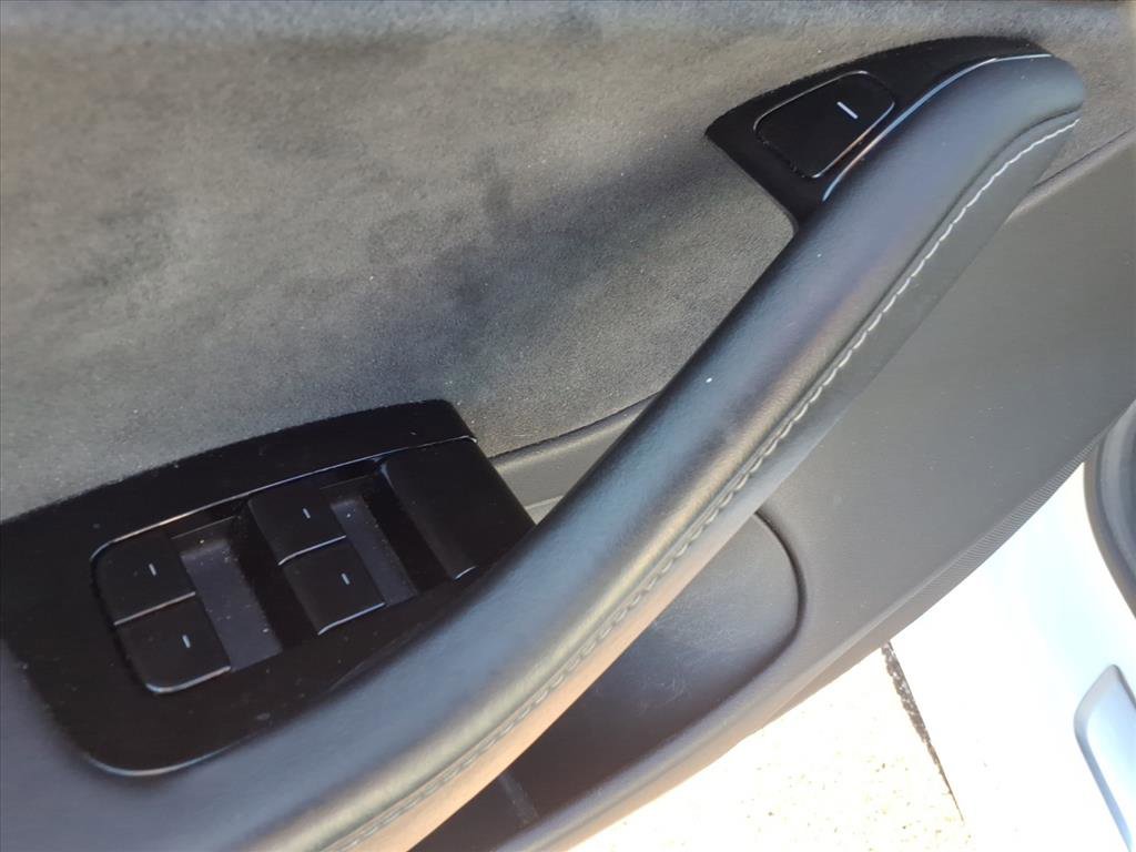2019 Tesla Model 3 Long Range photo 2