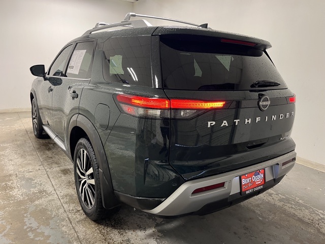 2024 Nissan Pathfinder Platinum photo 4