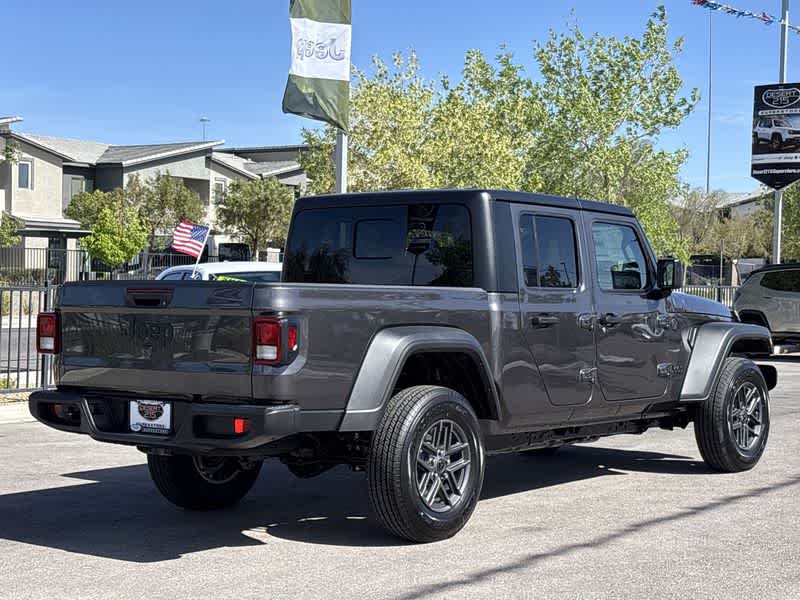 2025 Jeep Gladiator Sport S photo 7
