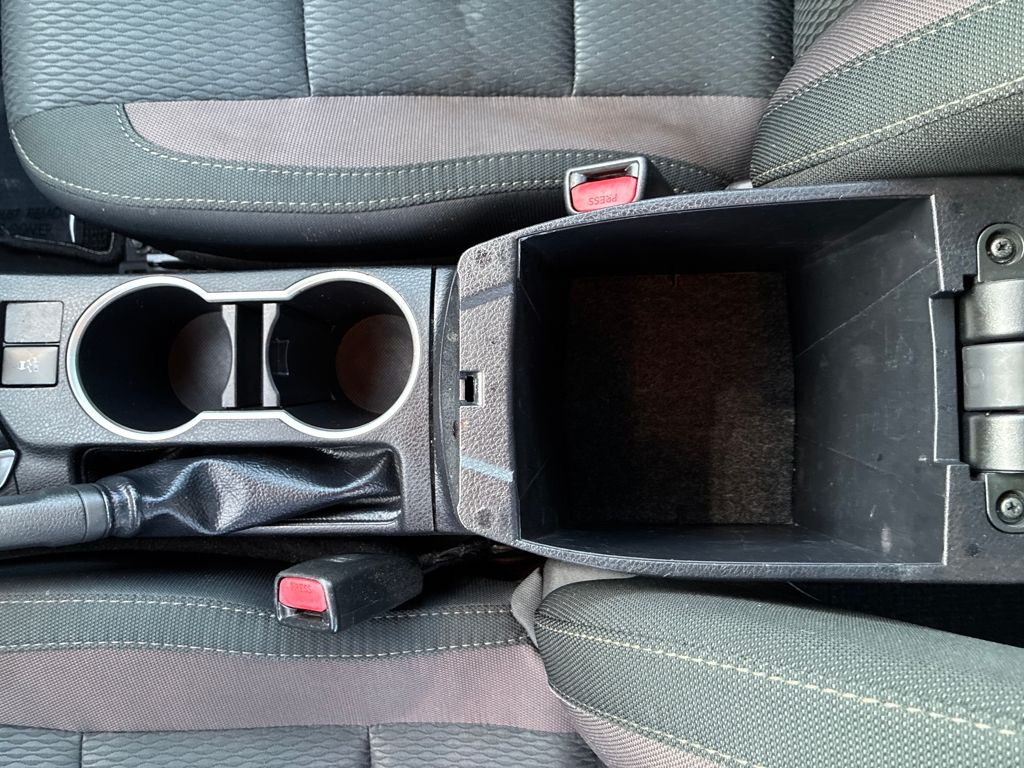 2019 Toyota Corolla L photo 24