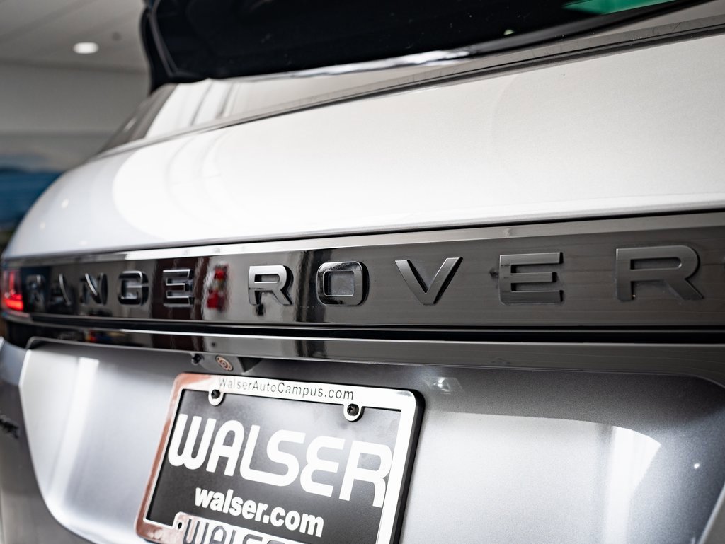 2022 Land Rover Range Rover Evoque SE photo 9