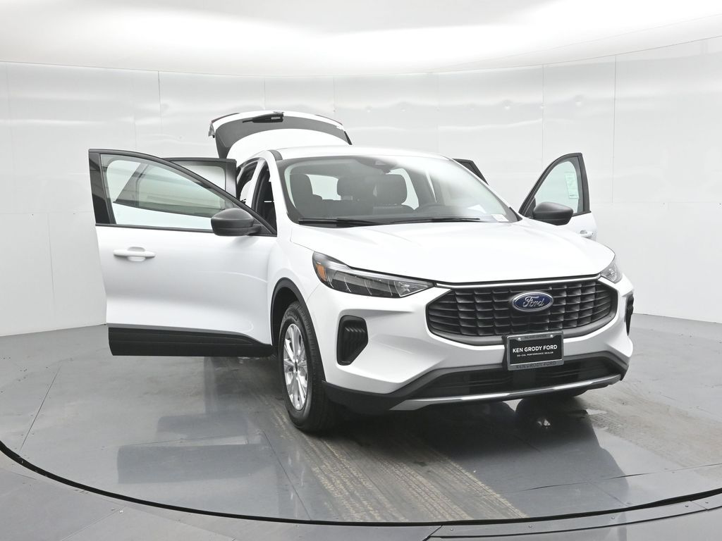 2025 Ford Escape Active photo 28