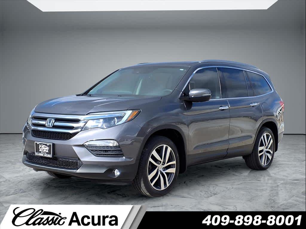 2018 Honda Pilot Touring photo 2