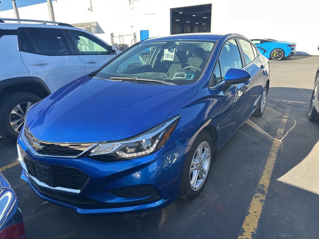 2018 Chevrolet Cruze LT photo 4