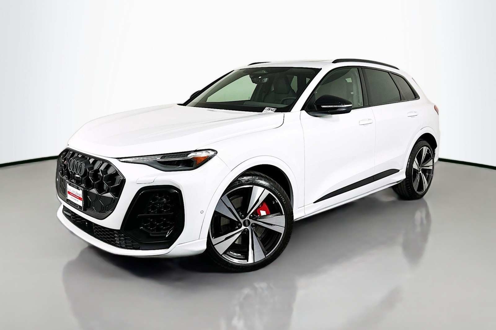 2025 Audi New SQ5 Premium Plus's photo