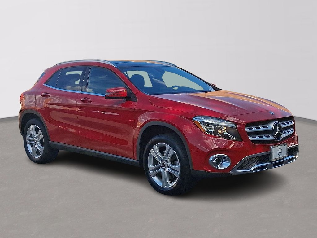 2019 Mercedes Benz GLA 250 4MATIC photo 3