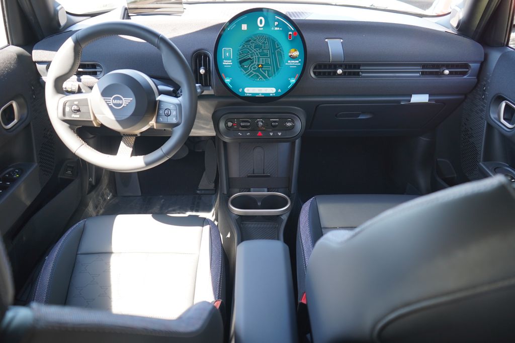 2026 Mini Cooper Hardtop Signature photo 5