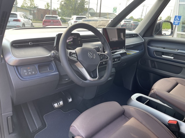 2025 Volkswagen ID. Buzz Pro Plus photo 13