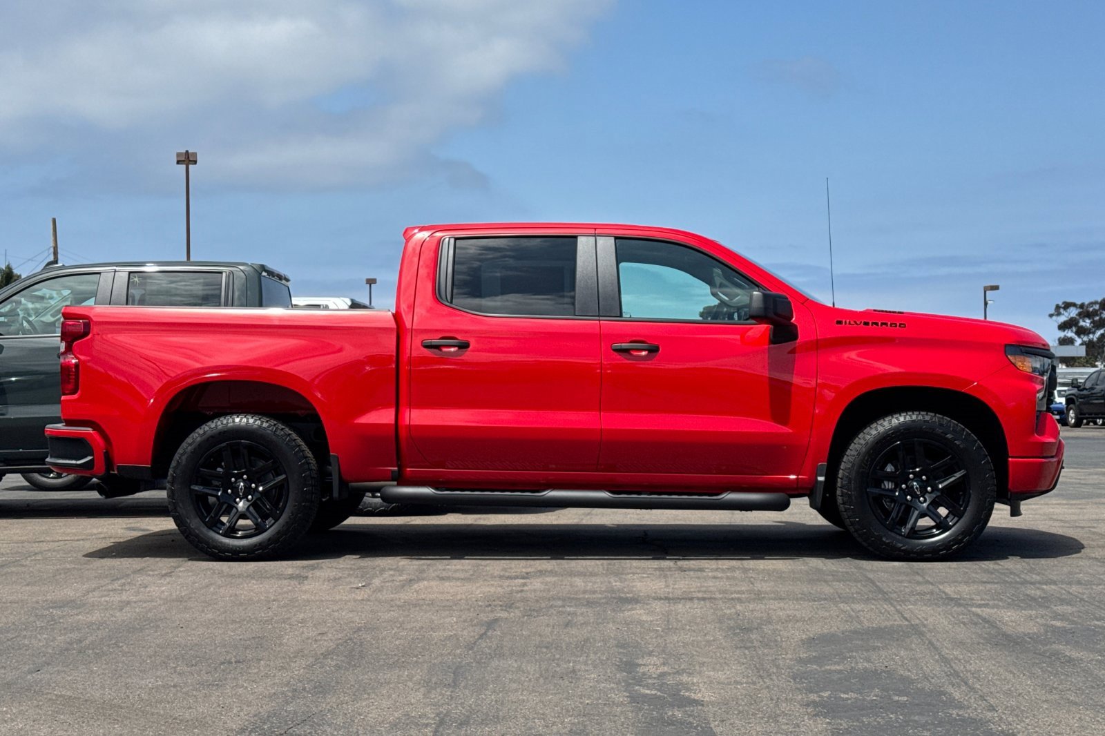 2025 Chevrolet Silverado 1500 Custom photo 3