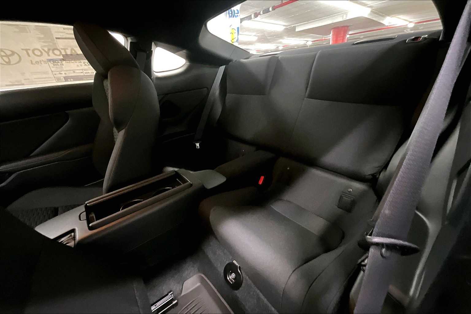2025 Toyota GR86 photo 10