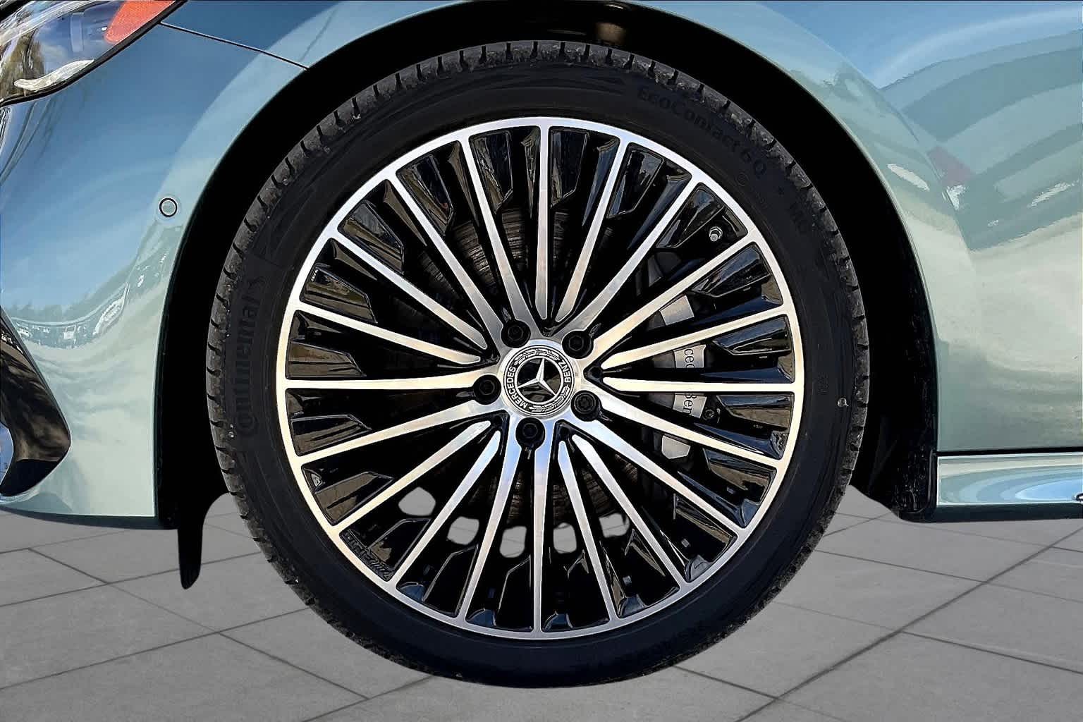 2025 Mercedes Benz E 450 4MATIC Sedan photo 13