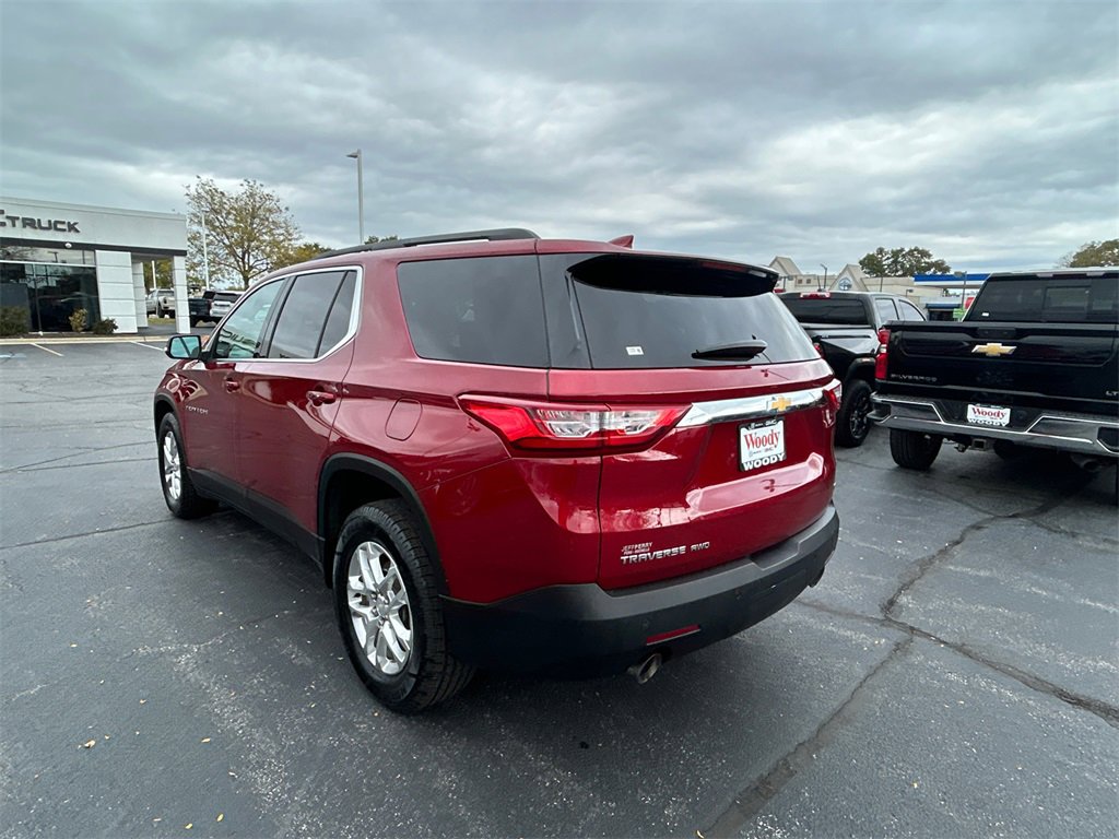 2021 Chevrolet Traverse Cloth photo 3