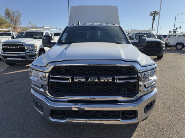 2023 Ram 3500 Tradesman photo 3