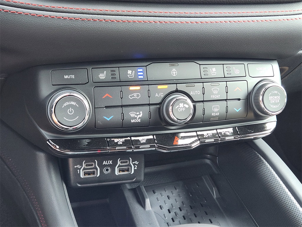 2026 Dodge Durango GT Plus photo 13