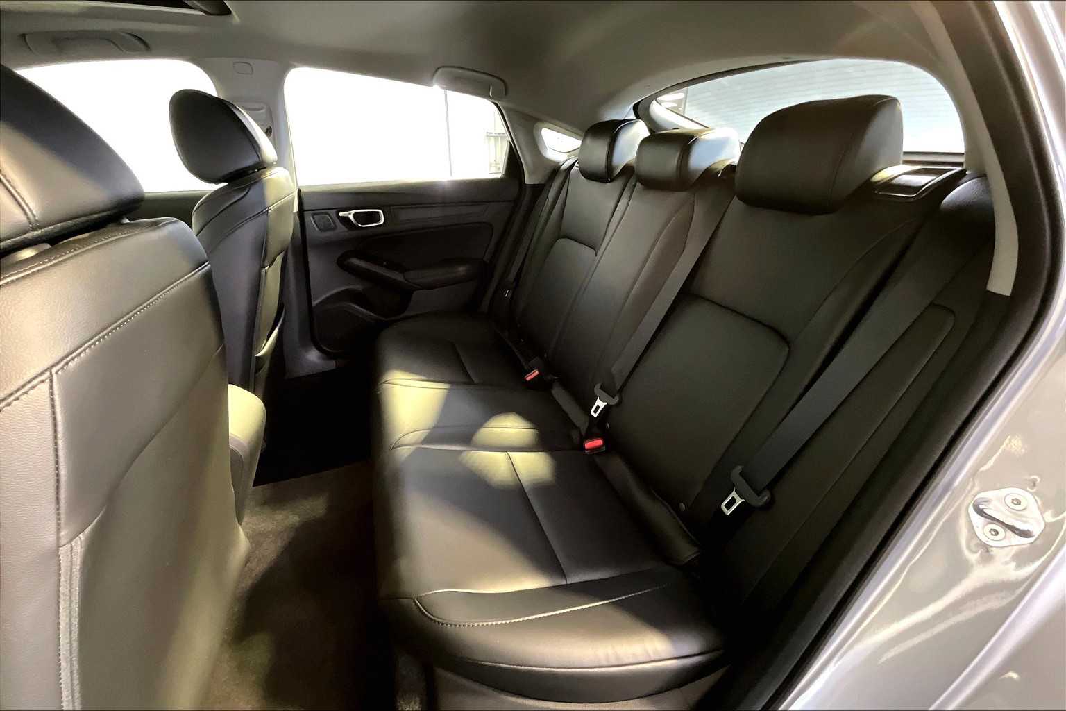 2025 Acura Integra Base photo 19