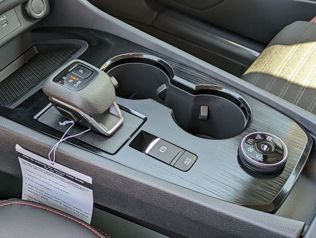 2026 Nissan Rogue SV photo 17
