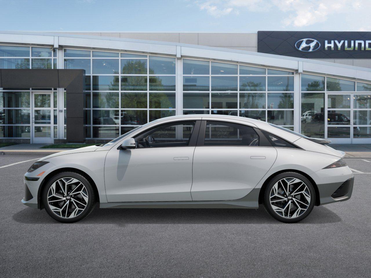 2025 Hyundai Ioniq 6 SEL photo 9
