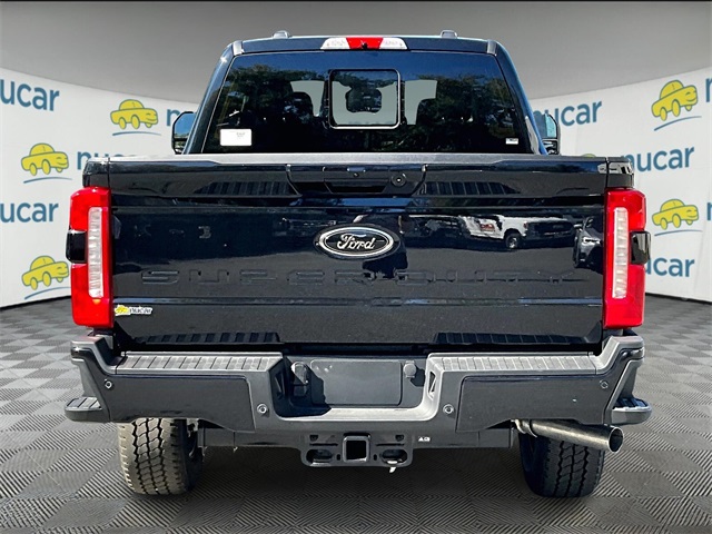 2026 Ford F-250 photo 4