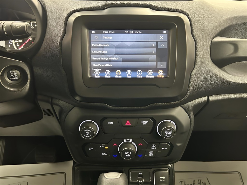2018 Jeep Renegade Latitude North Edition photo 16