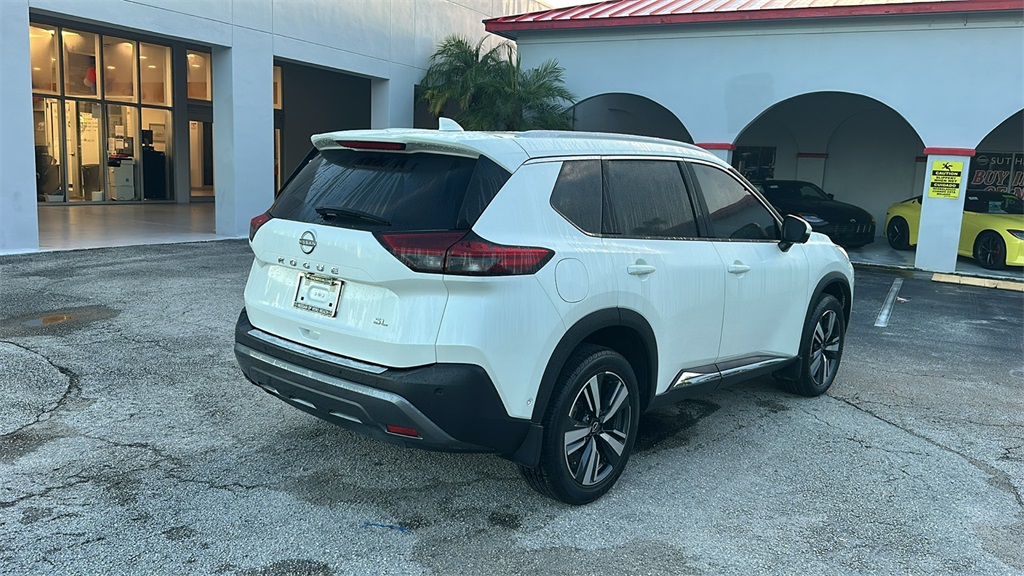 2023 Nissan Rogue SL photo 6