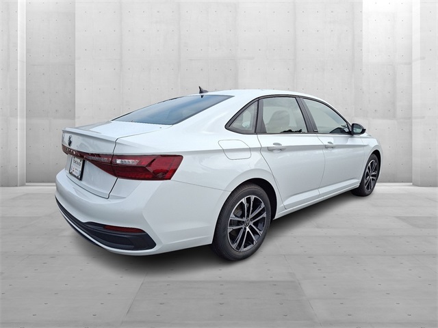 2025 Volkswagen Jetta 1.5T Sport photo 4