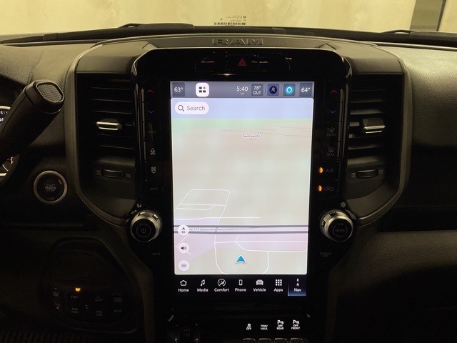 2026 Ram 2500 Tradesman photo 17
