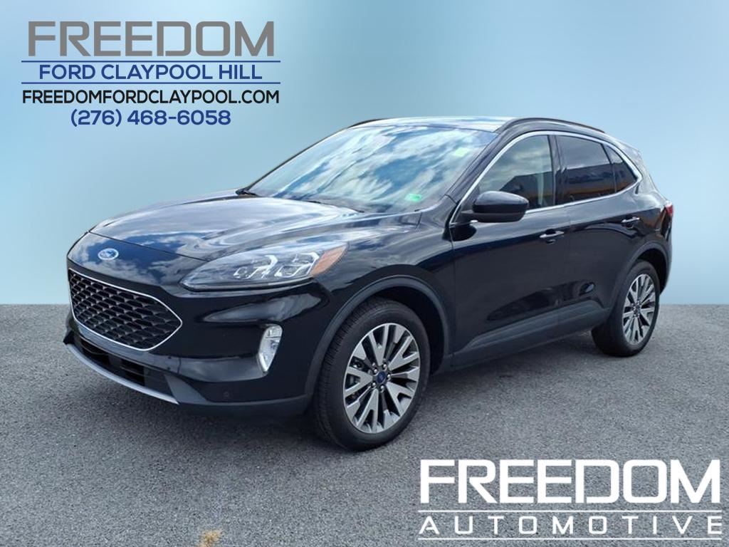 2022 Ford Escape Titanium