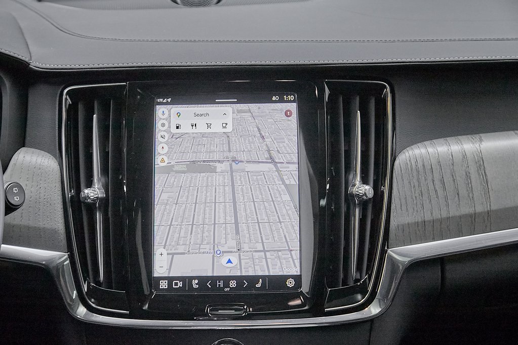 2024 VOLVO V90CC - Image 37