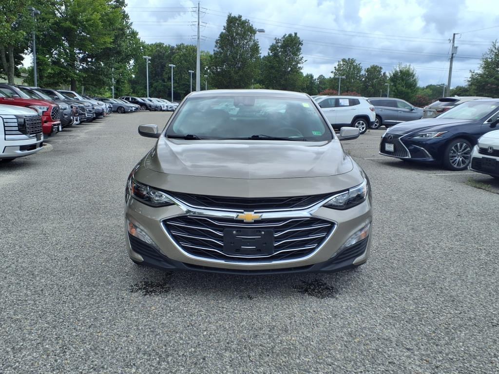 2023 Chevrolet Malibu 1LT photo 2