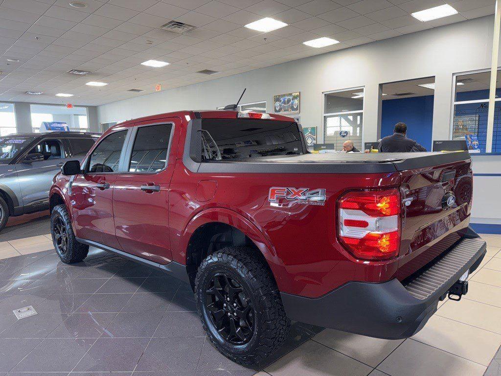 2025 Ford Maverick XLT photo 6
